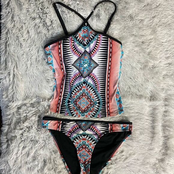 Gibson & Latimer Graphic Print Tankini Two Piece Bathing Suit - Picture 1 of 9